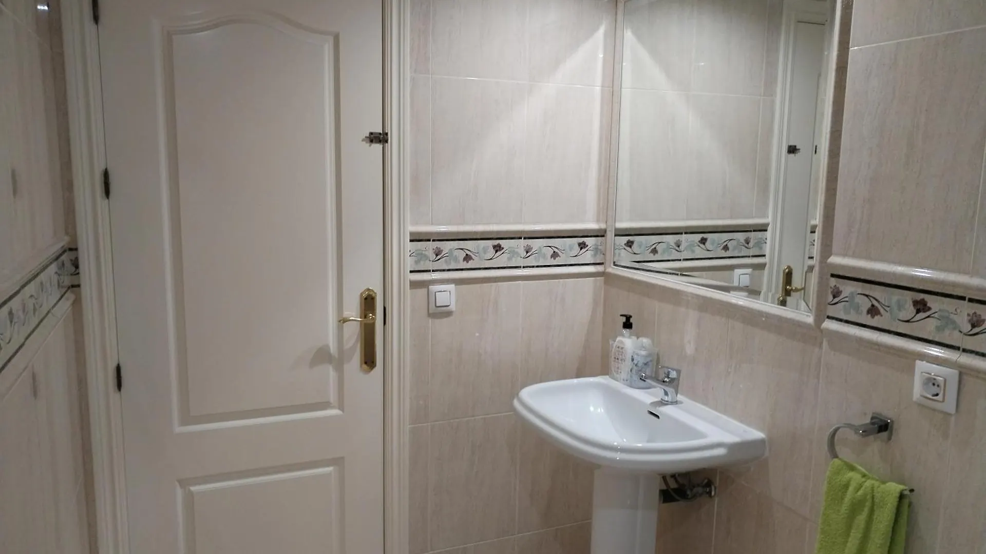 Apartamento Con Parking Privado Gratis Incluido Apartment Cordoba Spain